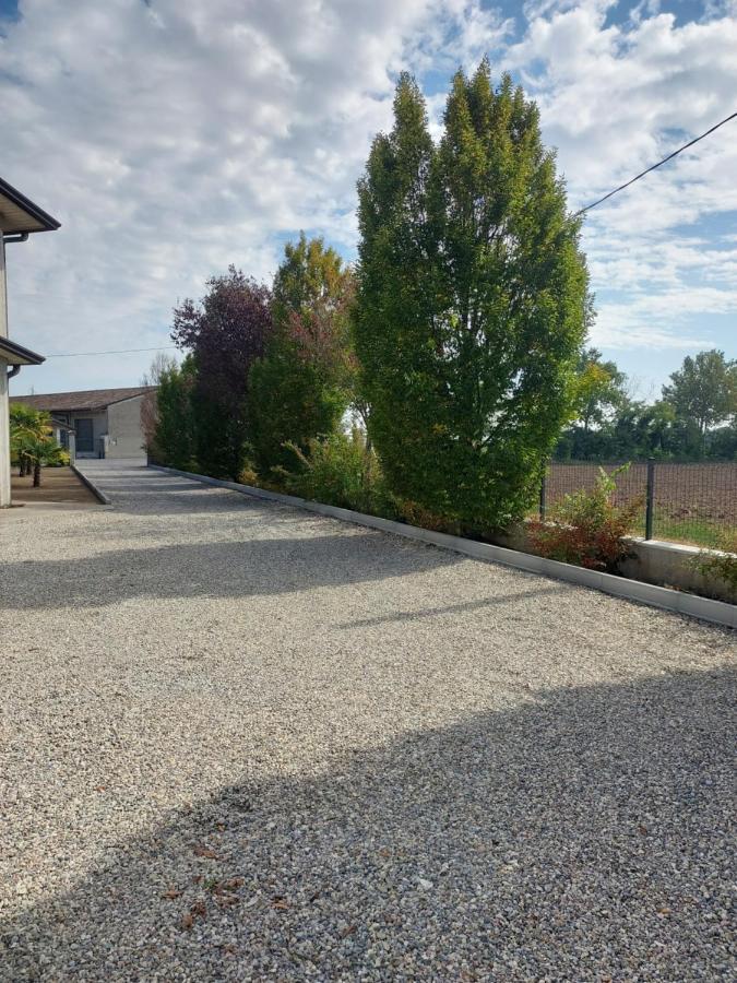 Il Giglio B&B Asola Luaran gambar